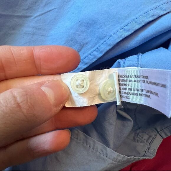 3 for $30! Gap blue button down tailored shirt. Size extra small - Picture 5 of 11
